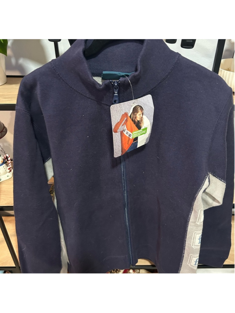 Vintage Woman’s large Navy Blue Zip-Up Sweater